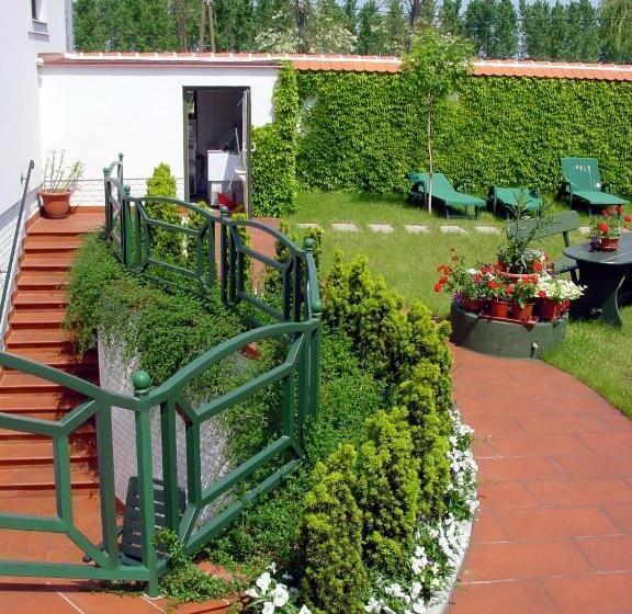 Tornácos Hotel   Hegykő