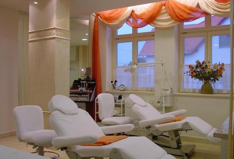 Tornácos Hotel   Hegykő