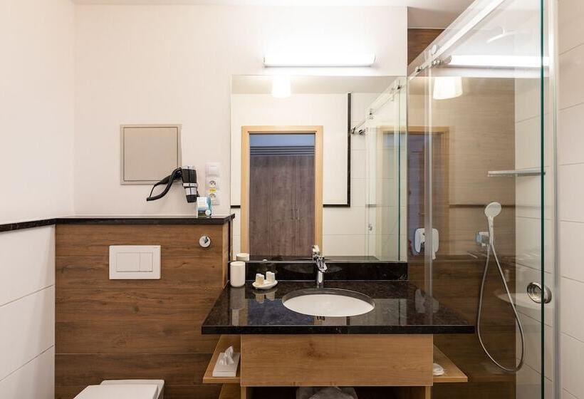 Urpin City Residence