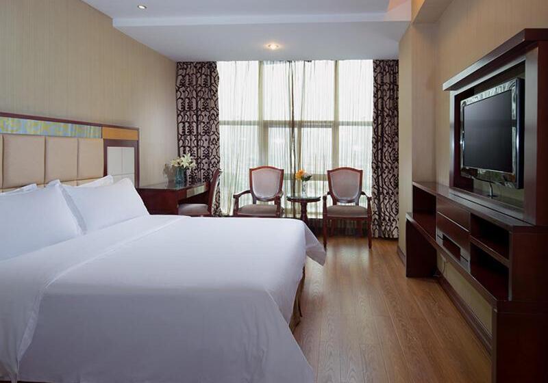 Vienna Hotel In Pinghu Square