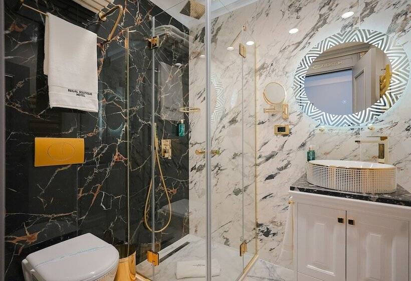 W Regal Boutique Hotel&spa