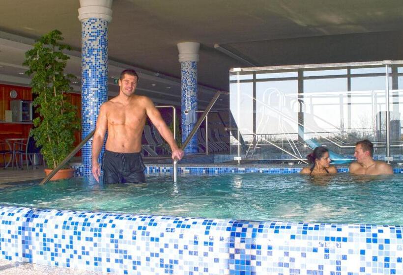 Zenit Wellness Hotel Balaton