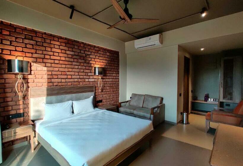 ホテル Advait Resort, Kshetra Mahabaleshwar