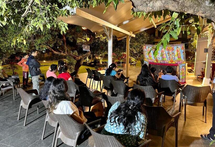 ホテル Advait Resort, Kshetra Mahabaleshwar