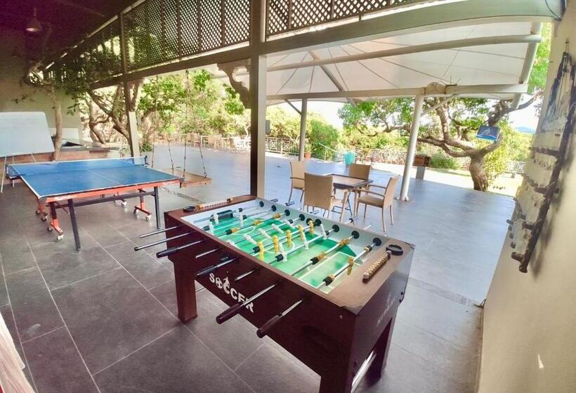 ホテル Advait Resort, Kshetra Mahabaleshwar