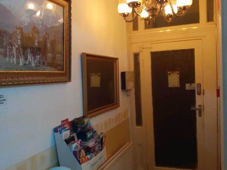 צימר Lynwood Hotel & Spa