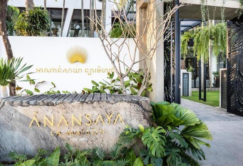 호텔 Shintana Saya La Maison