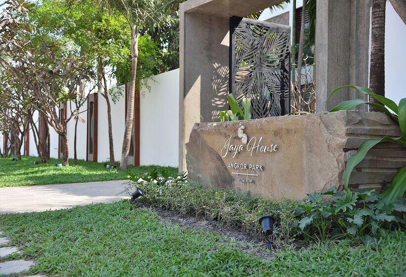 호텔 Shintana Saya La Maison