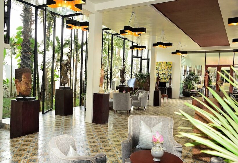 호텔 Shintana Saya La Maison