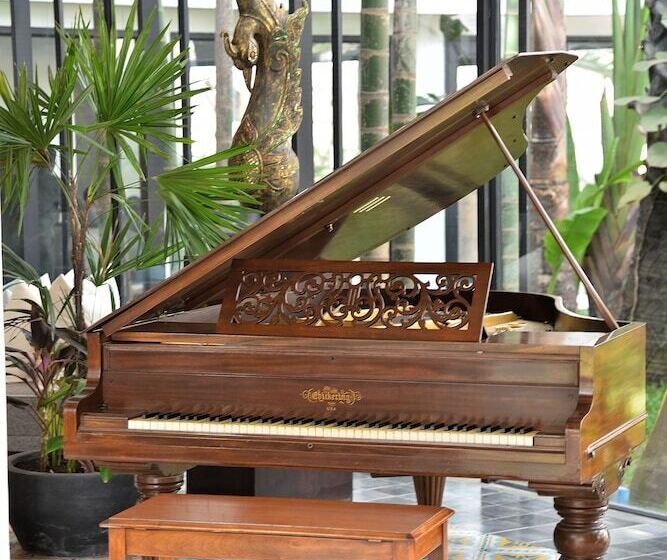 호텔 Shintana Saya La Maison