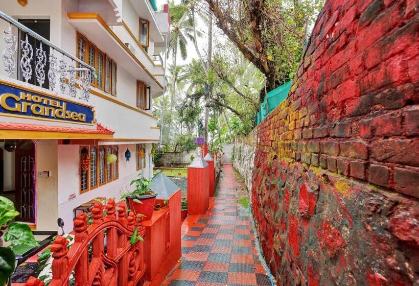 فندق Vaccinated Staff - Oyo 64226 Grand Sea