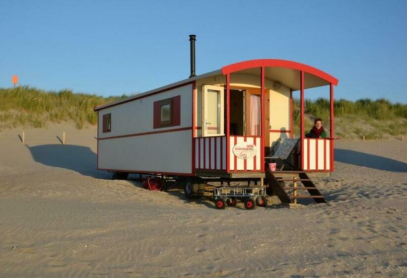 אתר נופש Pipowagen Op Het Strand