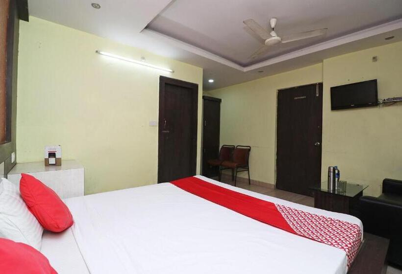 فندق Vaccinated Staff- Oyo 45540 Prakash Inn