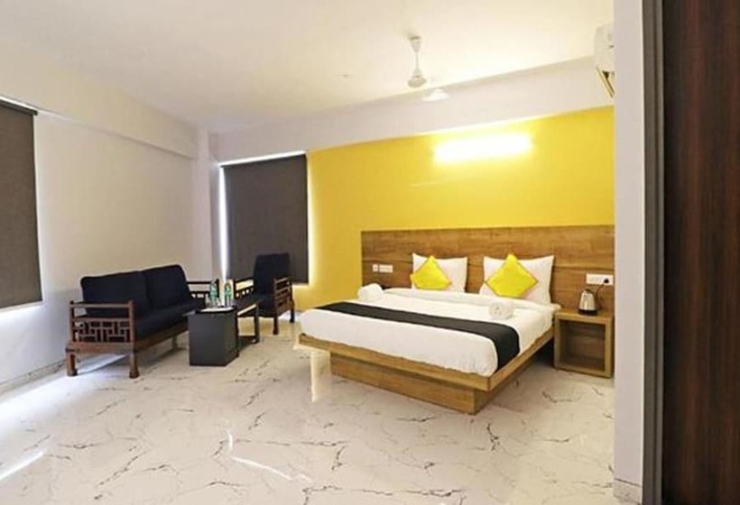 Fabhotel Gazelle Inn I