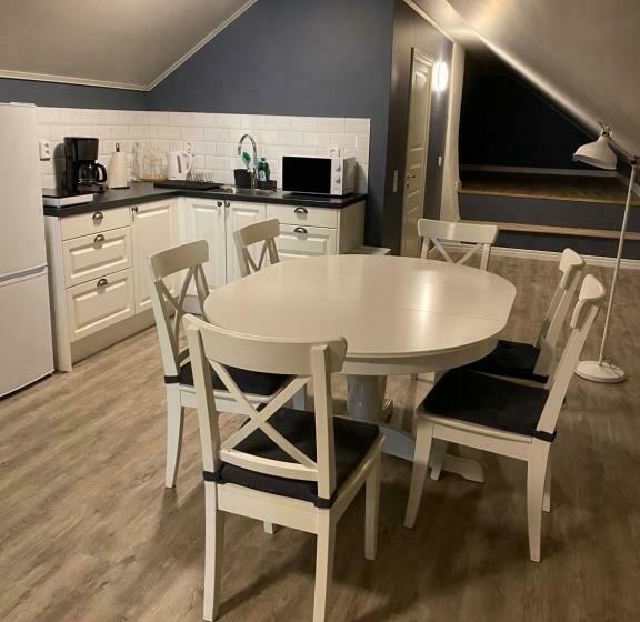 فندق Smålandsgården