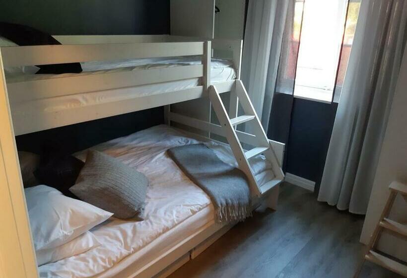 فندق Smålandsgården