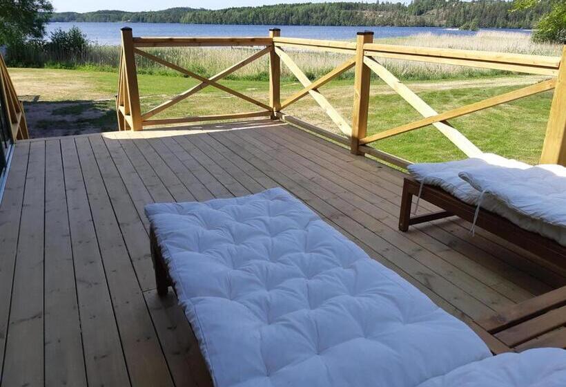 فندق Smålandsgården