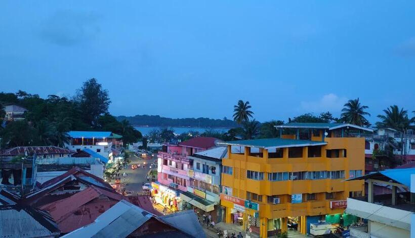 مبيت وإفطار Landmark