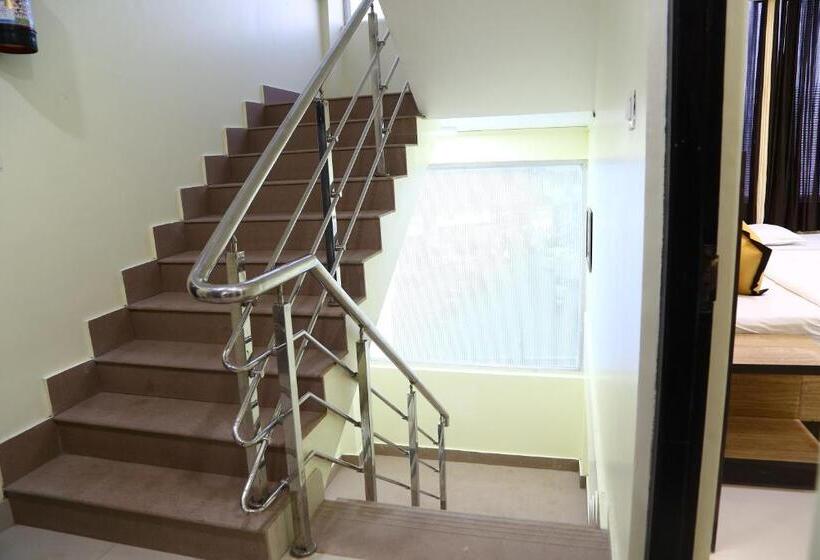 مبيت وإفطار Landmark