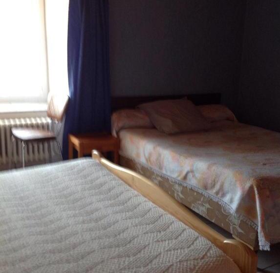 בית מלון כפרי Auberge Du Meygal