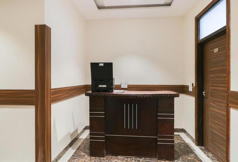 Capital O Hotel Woods In