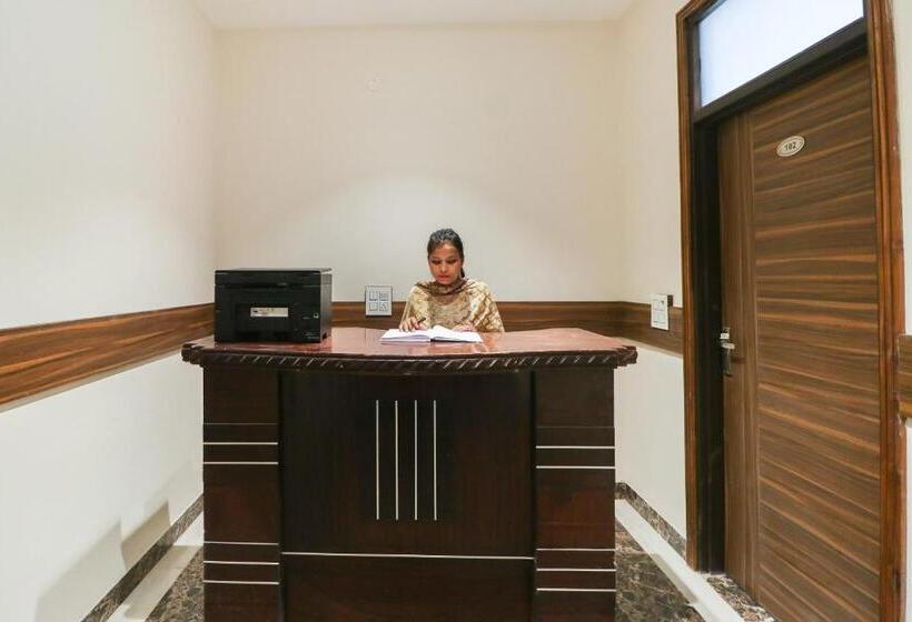 Capital O Hotel Woods In