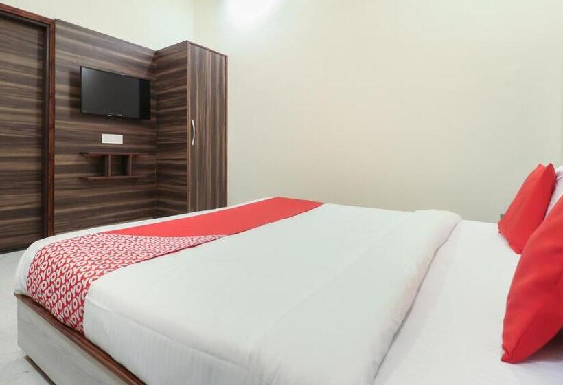 Capital O Hotel Woods In