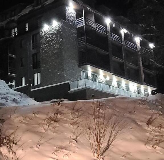 هتل Genesis Bakuriani