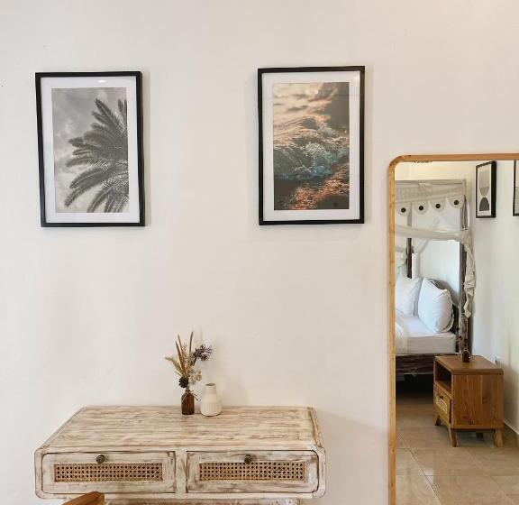 膳宿费 Adi S Bungalow