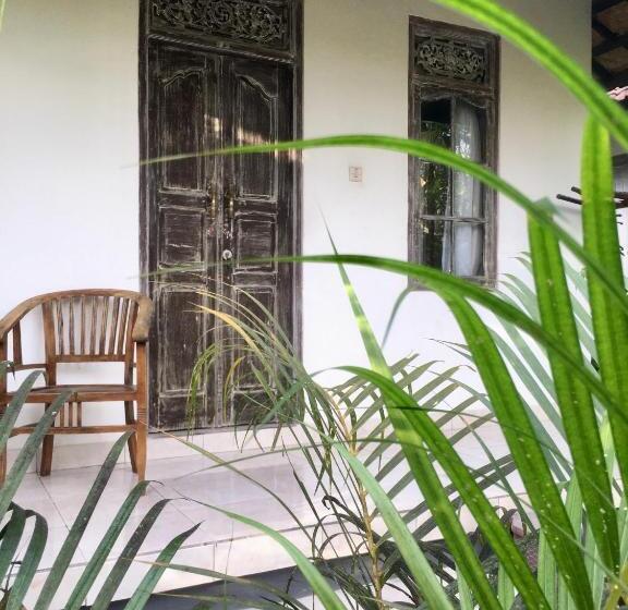 ペンション Adi S Bungalow