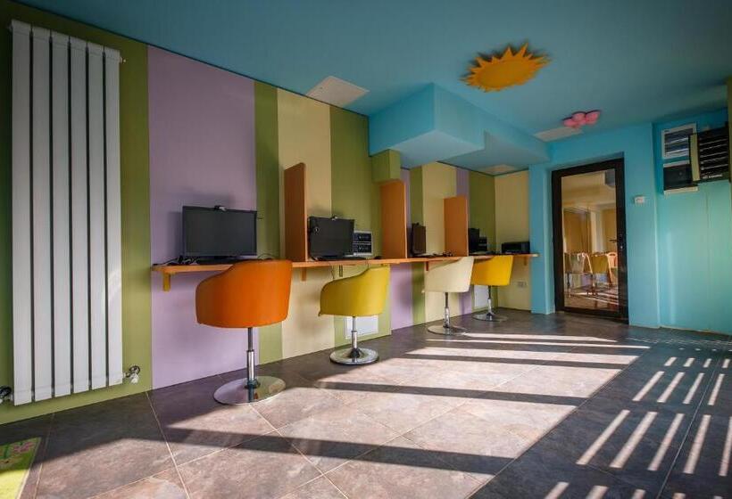 בית מלון כפרי Eden 5