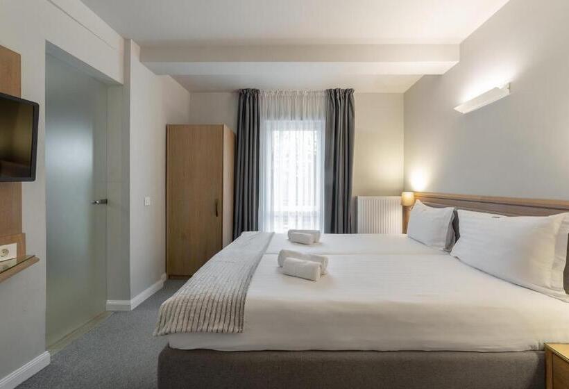 בית מלון כפרי Eden 5