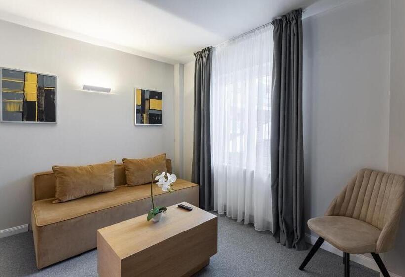 בית מלון כפרי Eden 5