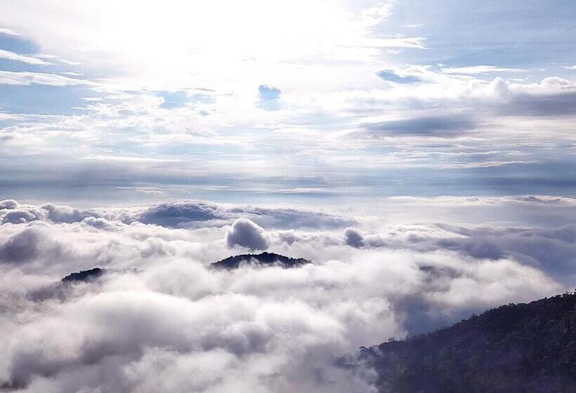 בית מלון כפרי Sky Retreat Genting Highlands