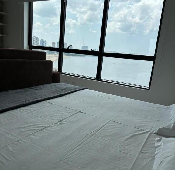 Tropical Executive Hotel N 619