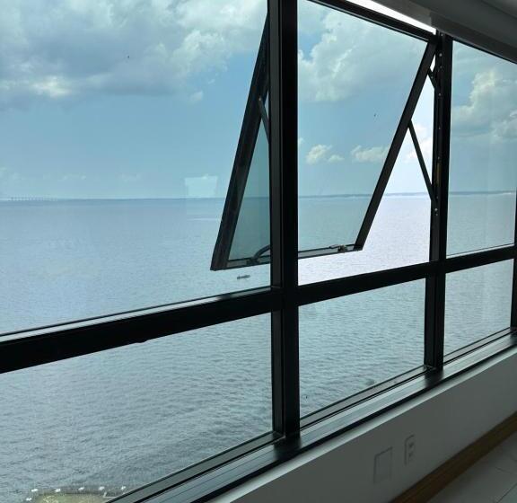 Tropical Executive Hotel N 619