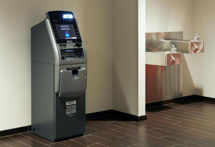 בית מלון כפרי Courtyard By Marriott Thousand Oaks Agoura Hills