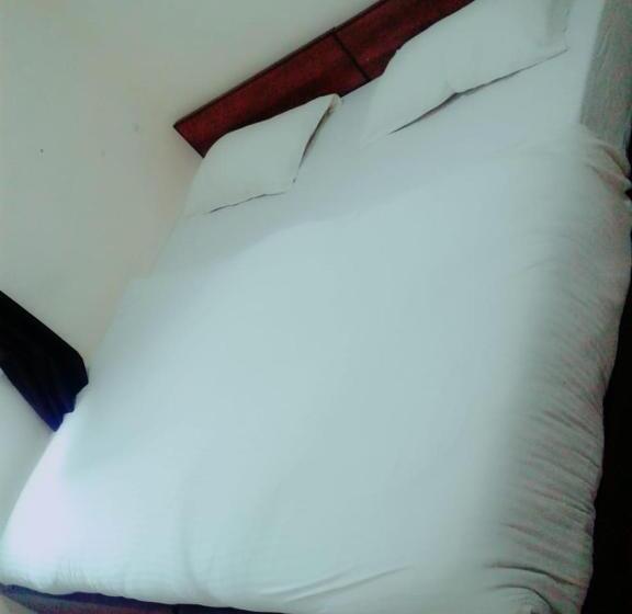 ホテル Roj Cottage