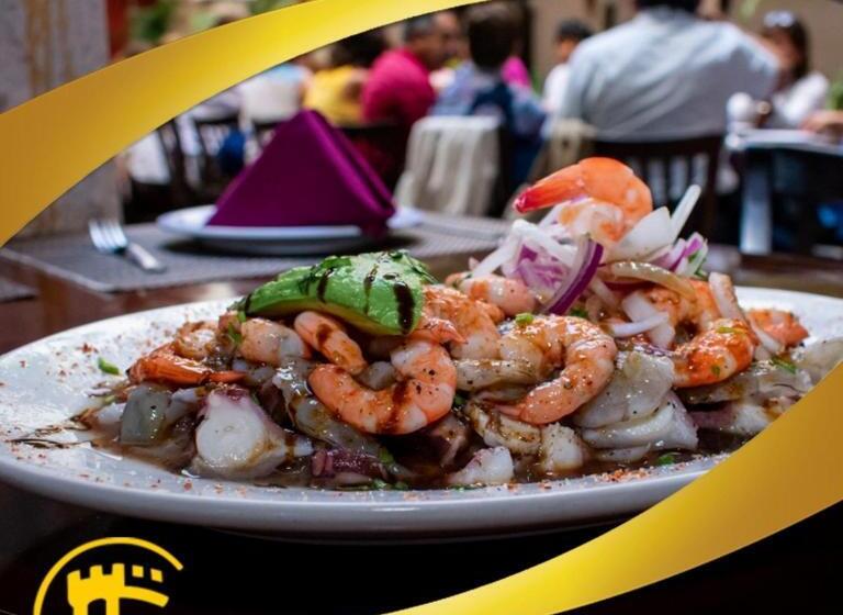 Отель Santa Elena