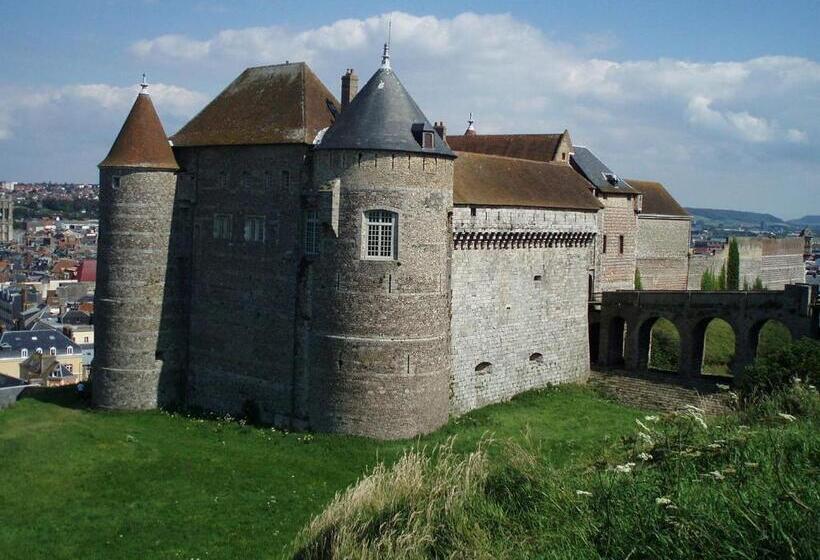 تختخواب و صبحانه La Belle Onde