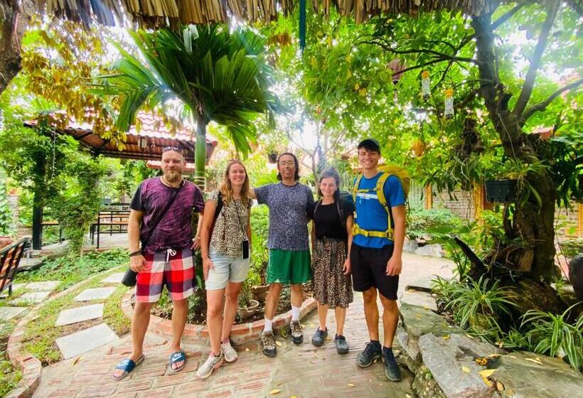 تختخواب و صبحانه Tam Coc Little River Bungalow