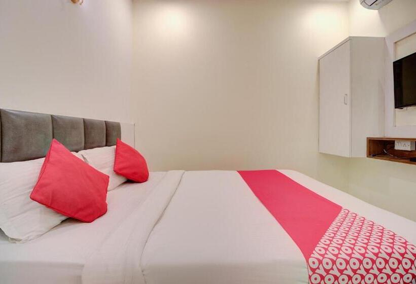 בית מלון כפרי Oyo 39859  Shiv Ganga Inn