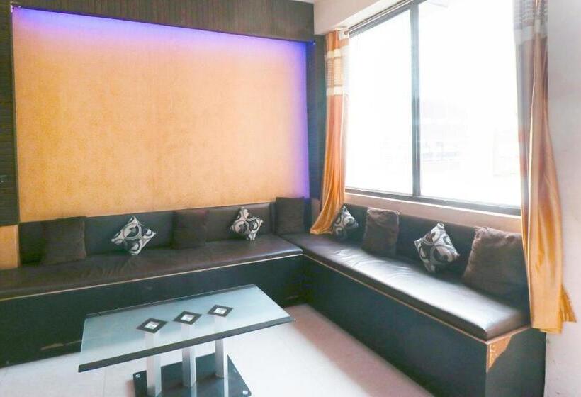 בית מלון כפרי Oyo 39859  Shiv Ganga Inn