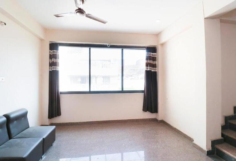 בית מלון כפרי Oyo 39859  Shiv Ganga Inn