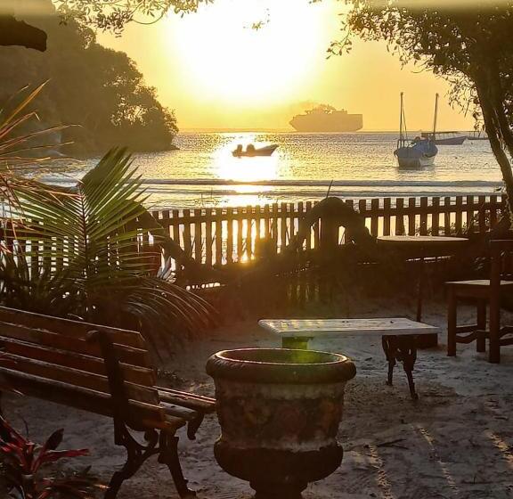 ユースホステル Pousada Cantuá