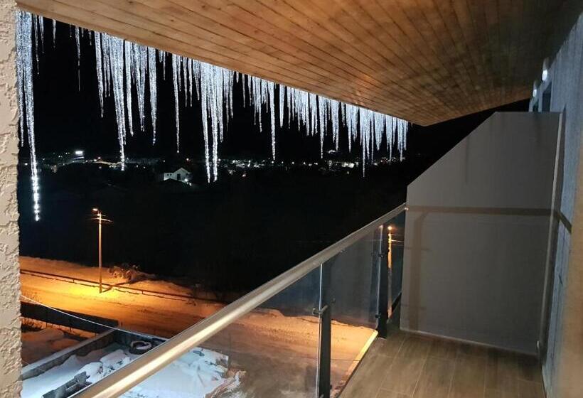 هتل Crystal Resort