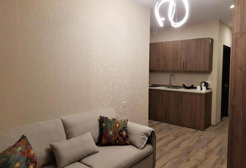 هتل Crystal Resort