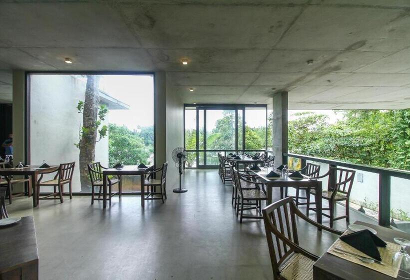 בית מלון כפרי Rimakvin River Edge Resort & Banquet