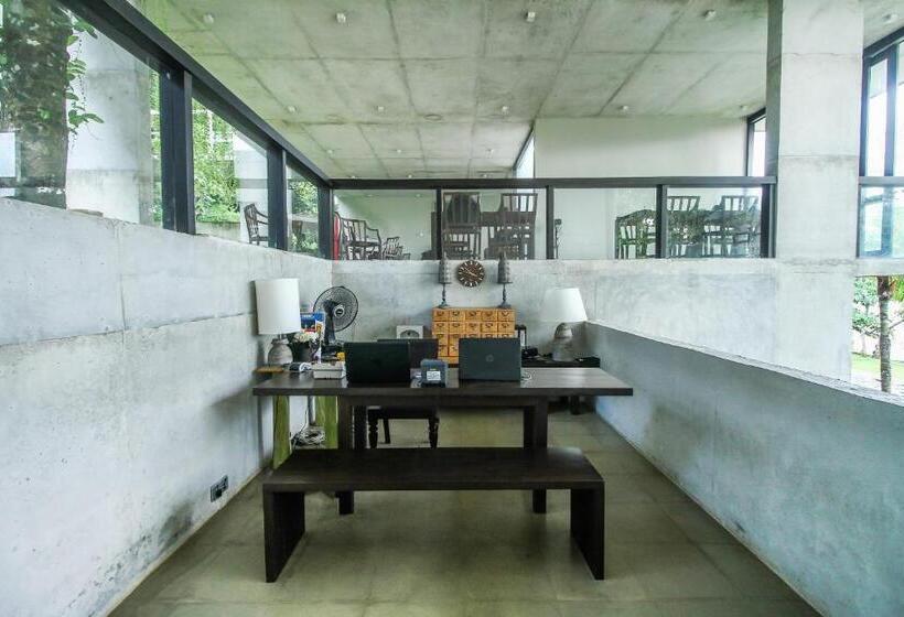 בית מלון כפרי Rimakvin River Edge Resort & Banquet