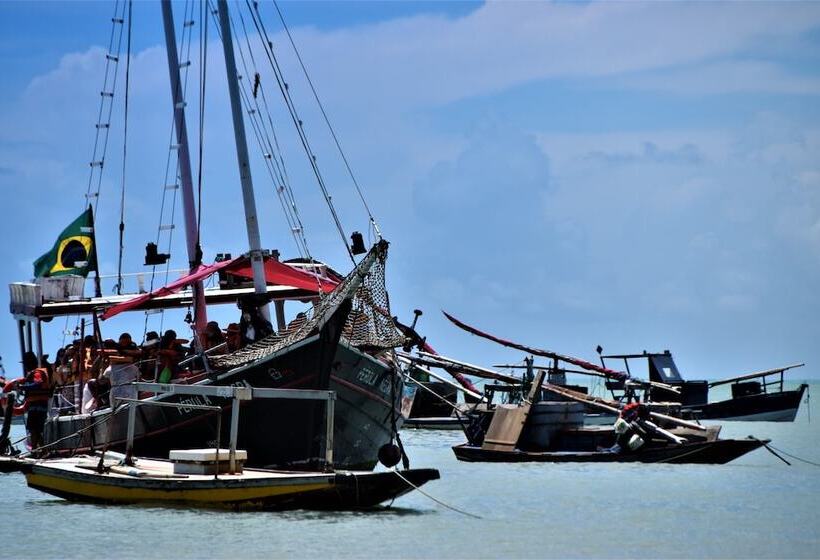 هتل Seaflats Iate Plaza